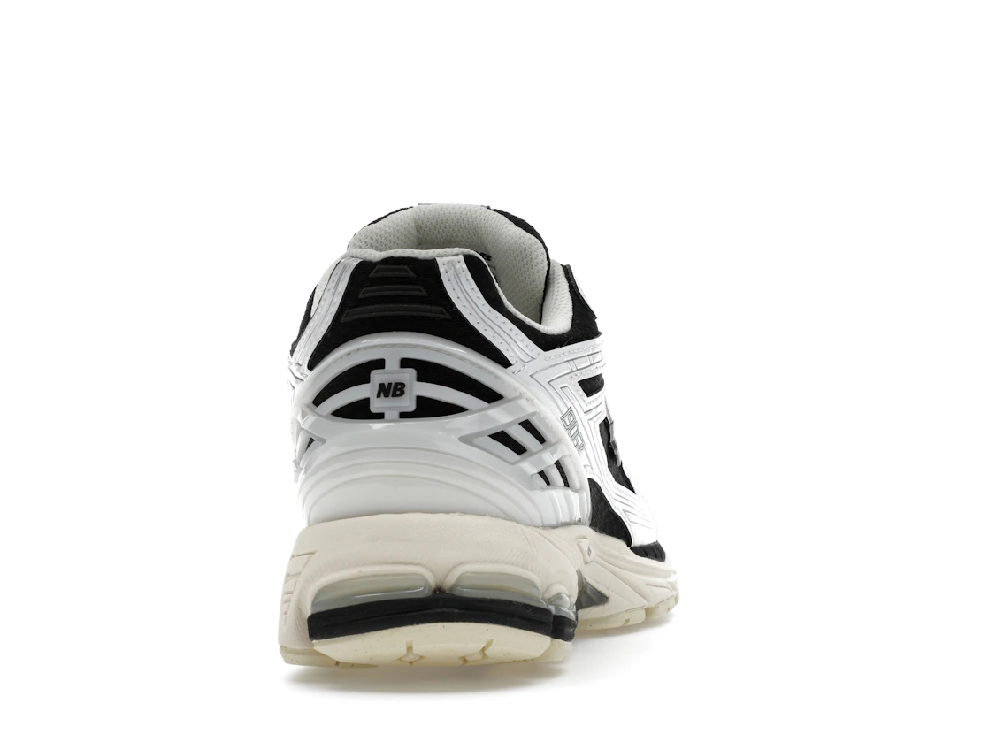 Vue 29 de New Balance 1906R White Black Metallic