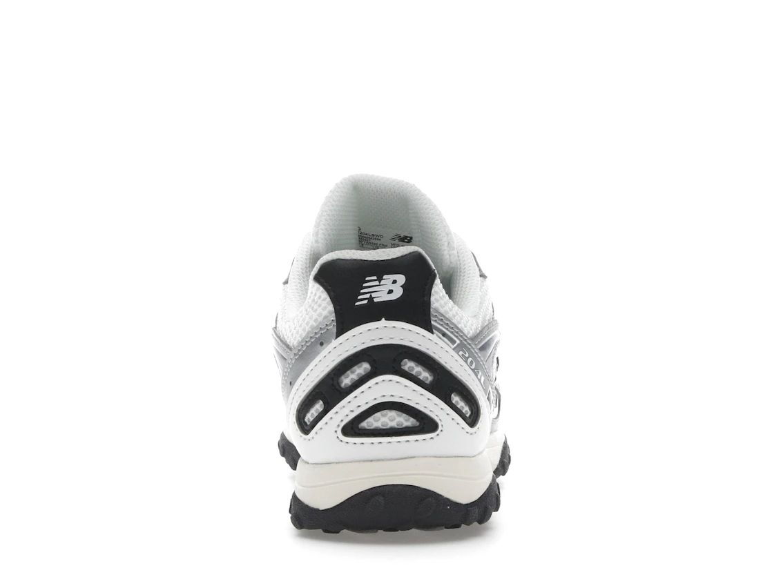 Vue 28 de New Balance 204L Silver Metallic Black