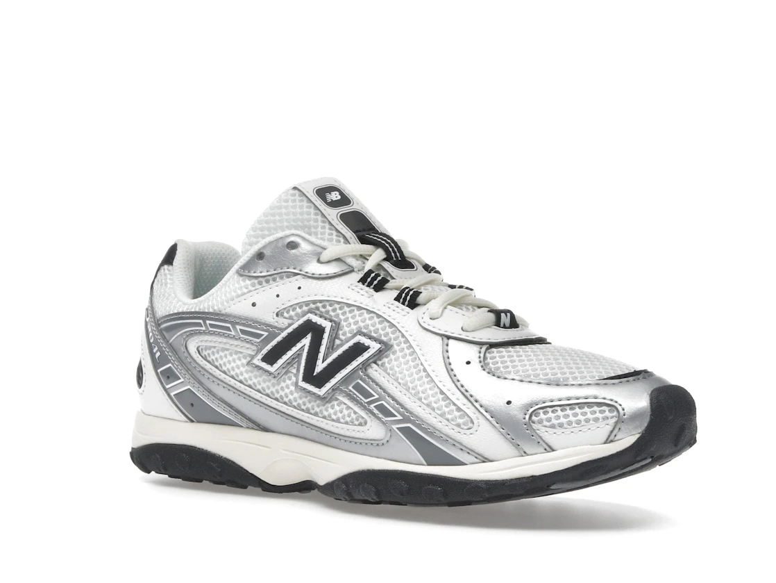 Vue 5 de New Balance 204L Silver Metallic Black