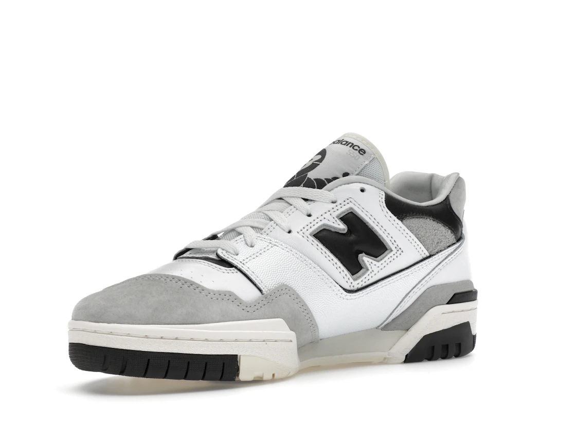 Vue 15 de New Balance 550 Grey White Black