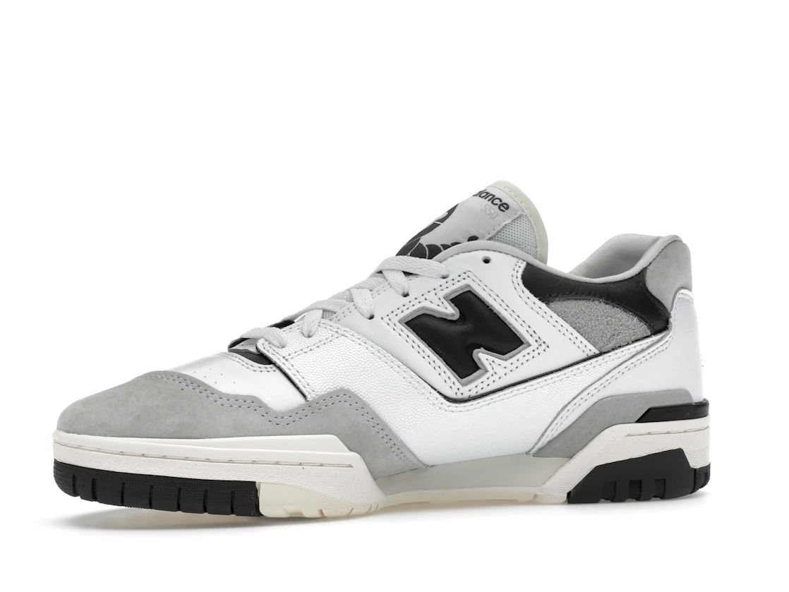 Vue 17 de New Balance 550 Grey White Black
