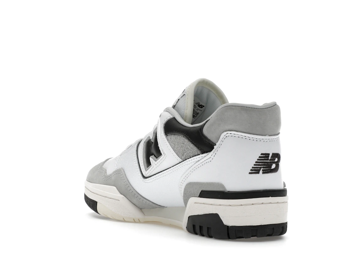 Vue 25 de New Balance 550 Grey White Black