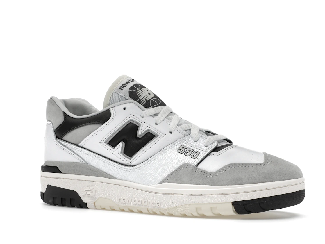 Vue 4 de New Balance 550 Grey White Black
