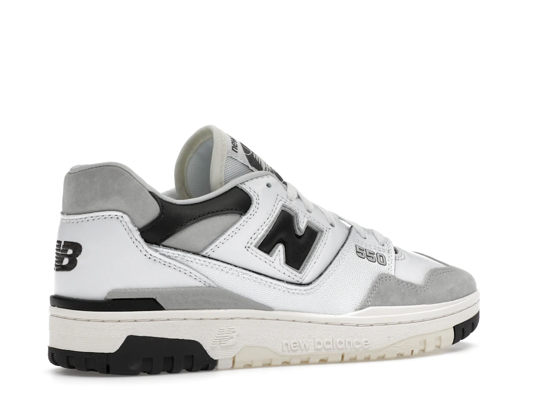 Vue 34 de New Balance 550 Grey White Black