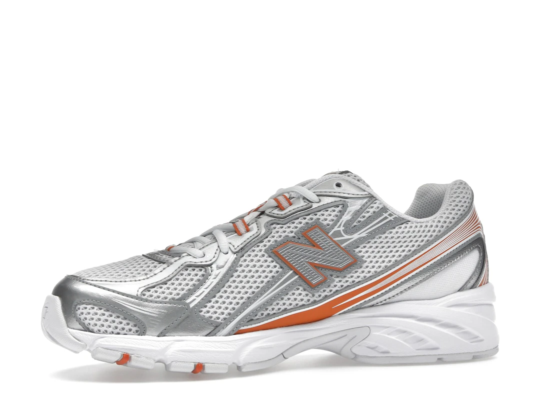 Vue 17 de New Balance 740v2 Classic Orange