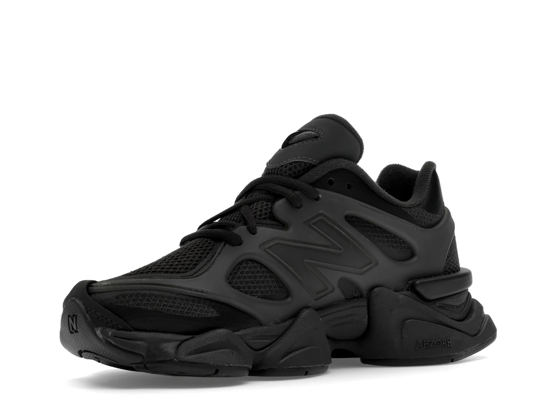 Vue 15 de New Balance 9060 X Black Cement