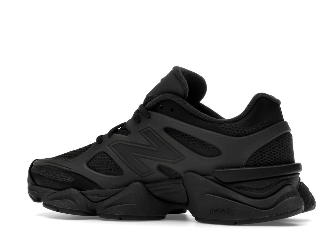 Vue 21 de New Balance 9060 X Black Cement