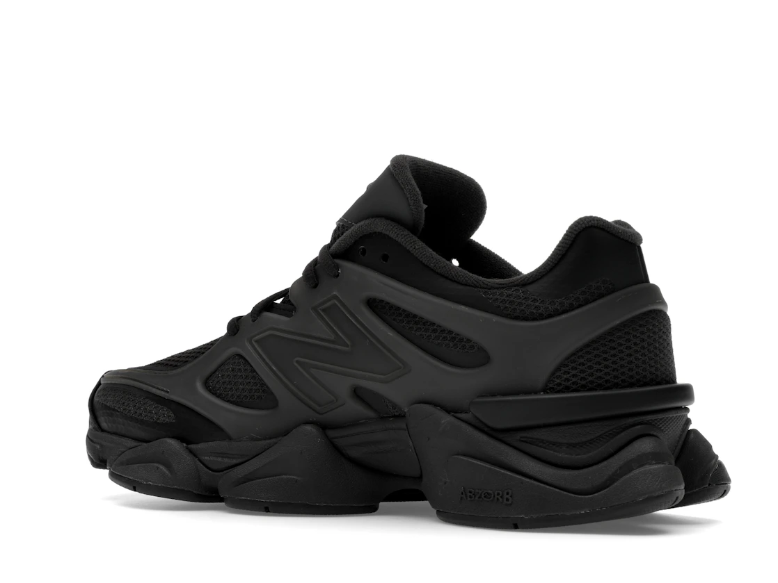 Vue 22 de New Balance 9060 X Black Cement