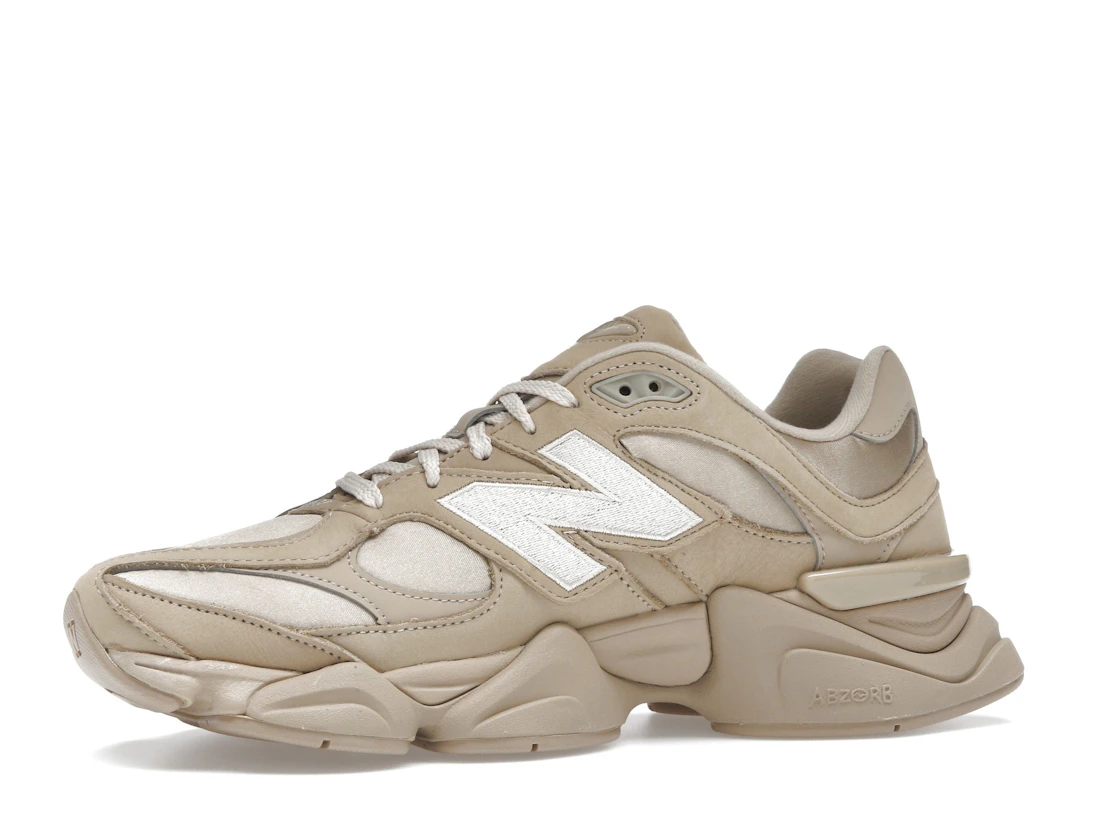 Vue 17 de New Balance 9060 Chestnut Beige