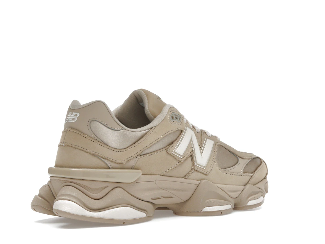 Vue 33 de New Balance 9060 Chestnut Beige