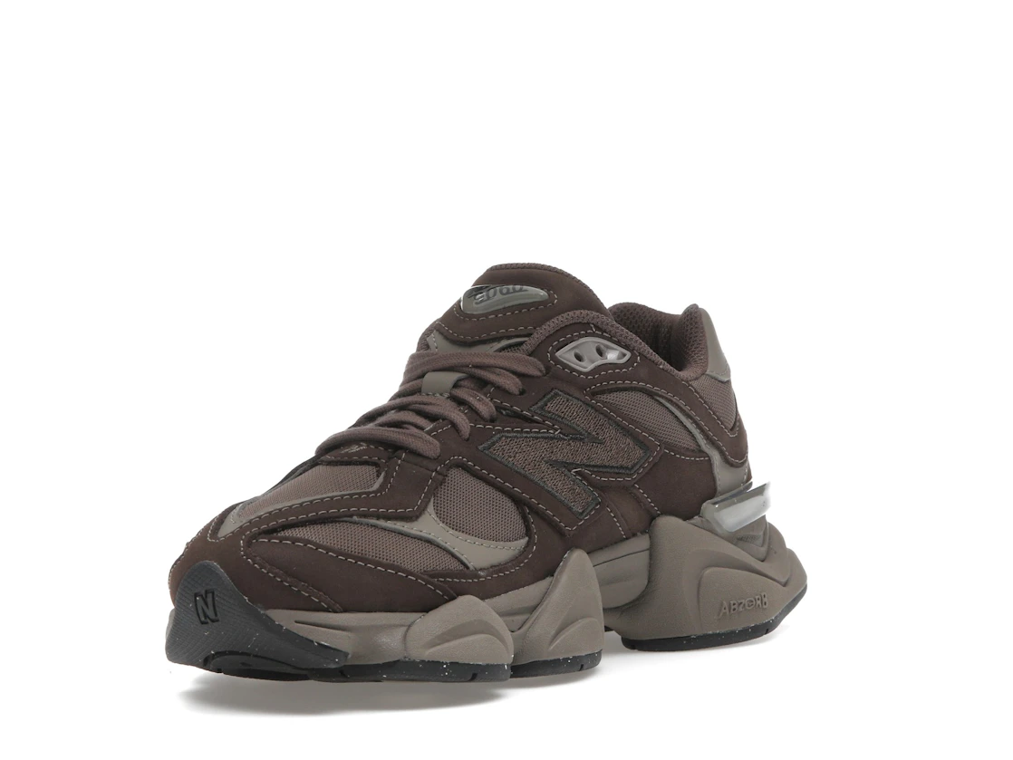 Vue 14 de New Balance 9060 Mono Cortado