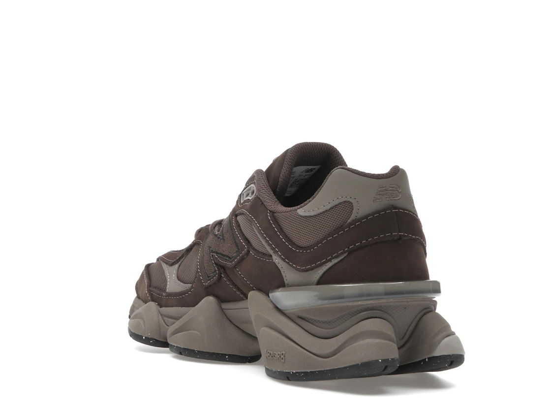 Vue 25 de New Balance 9060 Mono Cortado
