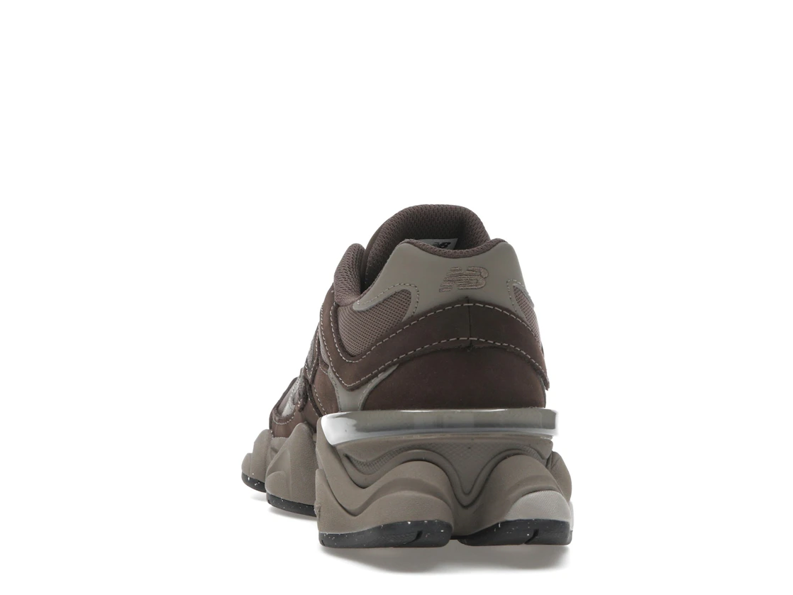 Vue 27 de New Balance 9060 Mono Cortado