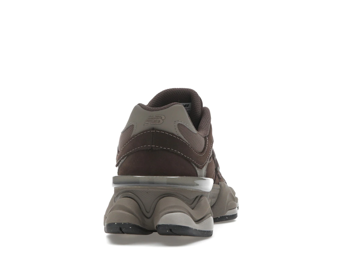 Vue 29 de New Balance 9060 Mono Cortado