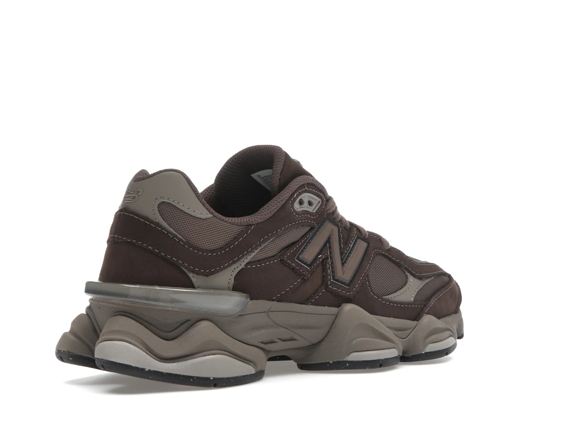 Vue 33 de New Balance 9060 Mono Cortado