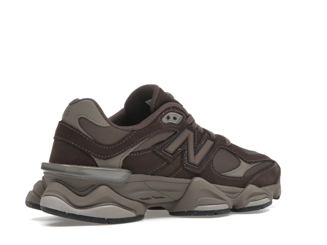 Vue 34 de New Balance 9060 Mono Cortado