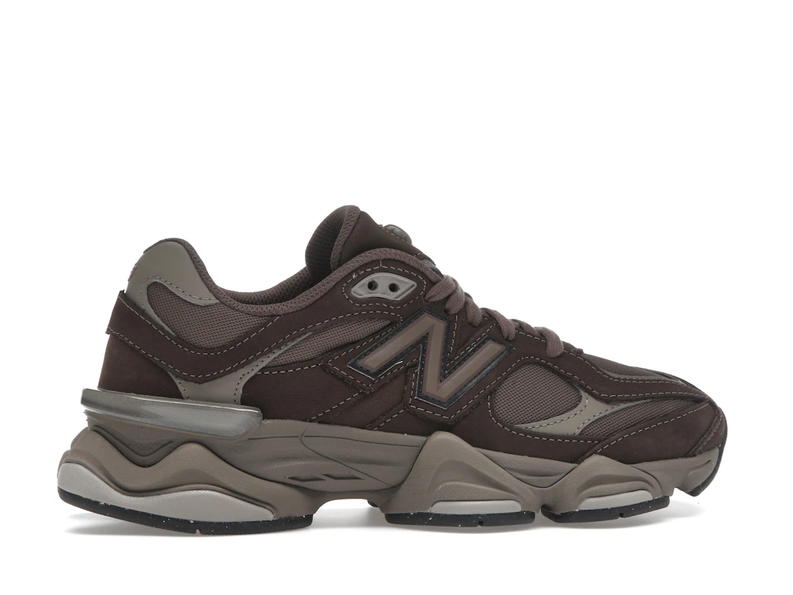 Vue 36 de New Balance 9060 Mono Cortado