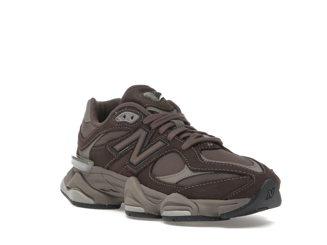 Vue 6 de New Balance 9060 Mono Cortado