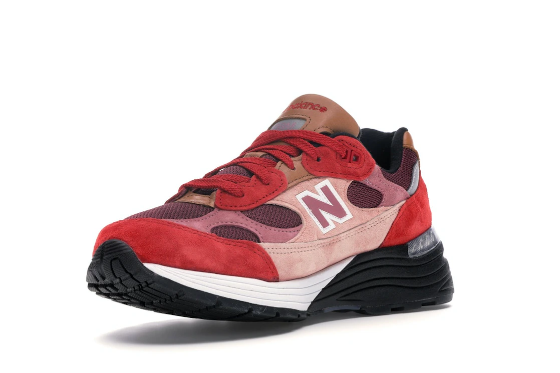 Vue 14 de New Balance 992 Joe Freshgoods No Emotions Are Emotions