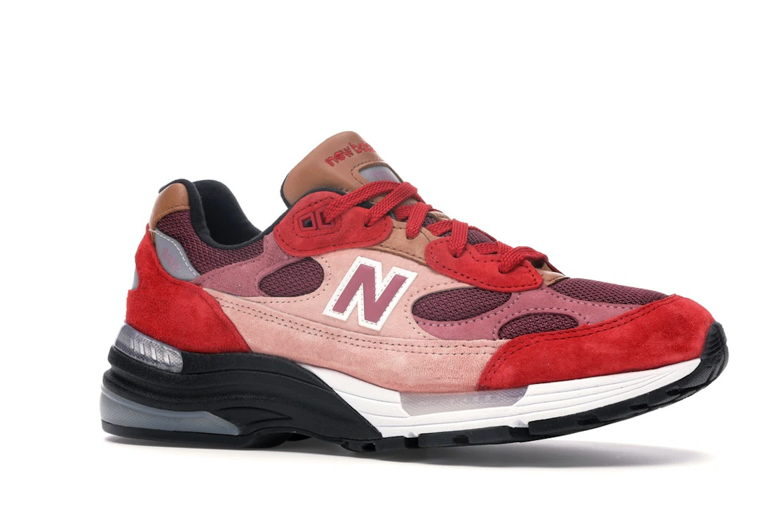 Vue 3 de New Balance 992 Joe Freshgoods No Emotions Are Emotions