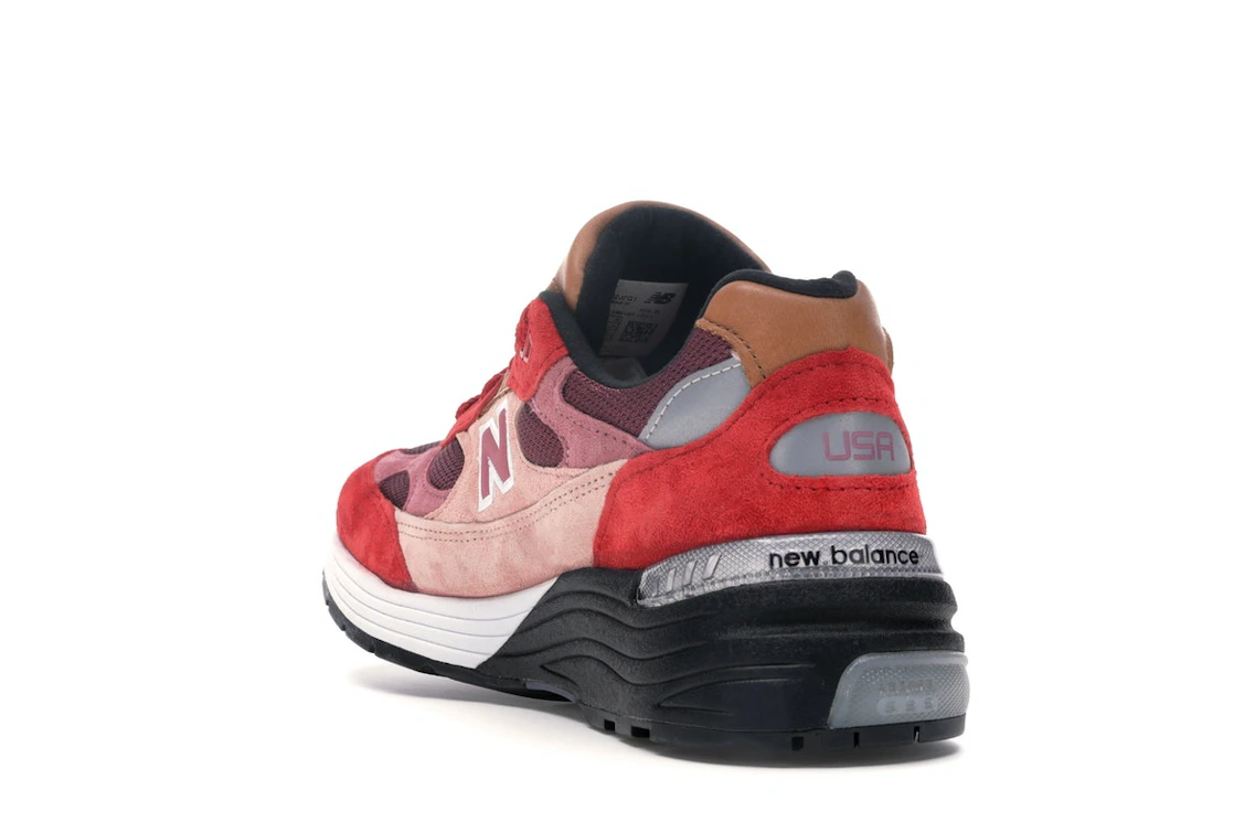 Vue 25 de New Balance 992 Joe Freshgoods No Emotions Are Emotions