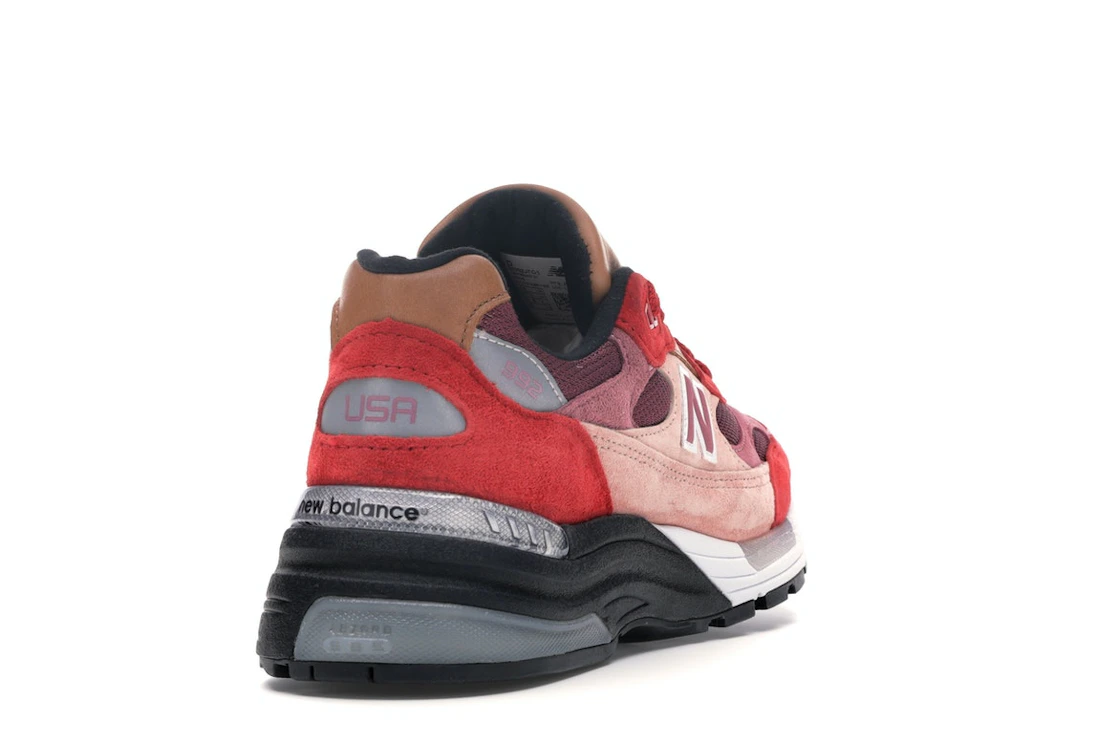 Vue 30 de New Balance 992 Joe Freshgoods No Emotions Are Emotions