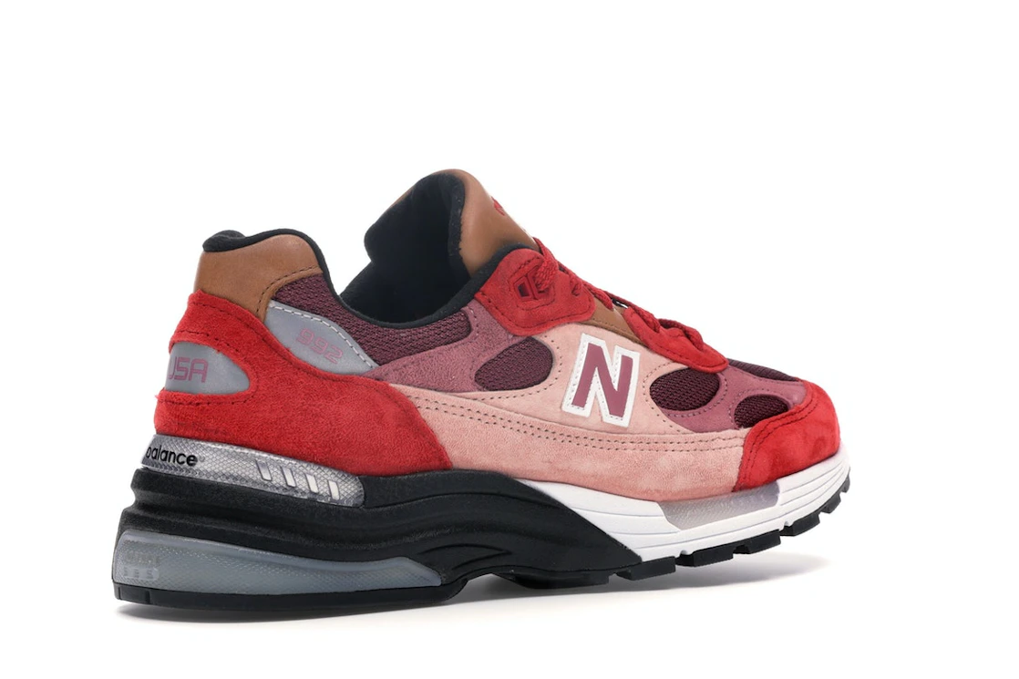 Vue 33 de New Balance 992 Joe Freshgoods No Emotions Are Emotions