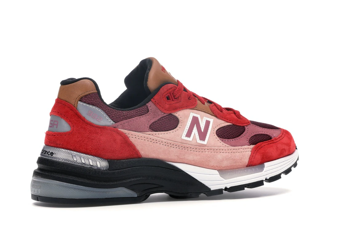 Vue 34 de New Balance 992 Joe Freshgoods No Emotions Are Emotions