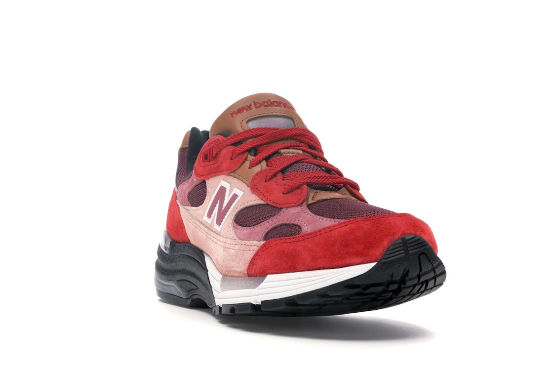 Vue 7 de New Balance 992 Joe Freshgoods No Emotions Are Emotions