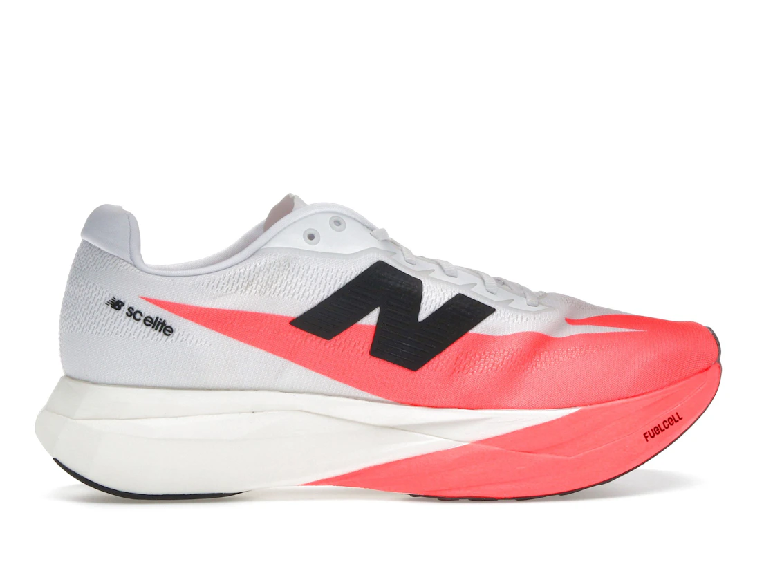 Vue 36 de New Balance FuelCell SuperComp Elite v5 Urgent Red