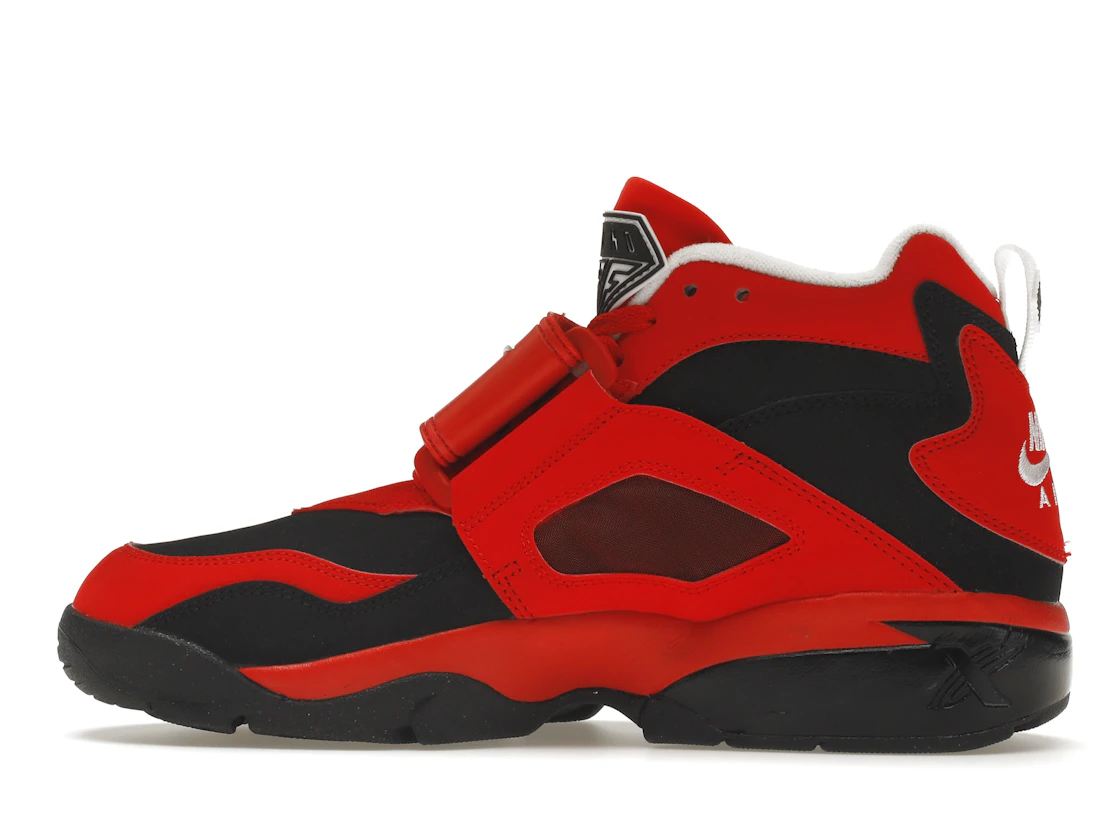 Vue 20 de Nike Air Diamond Turf Challenge Red Black