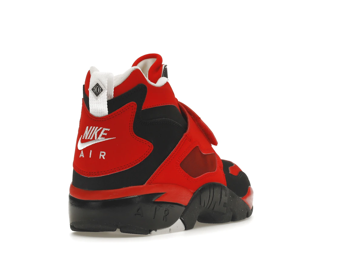 Vue 31 de Nike Air Diamond Turf Challenge Red Black