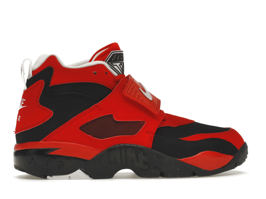 Vue 36 de Nike Air Diamond Turf Challenge Red Black