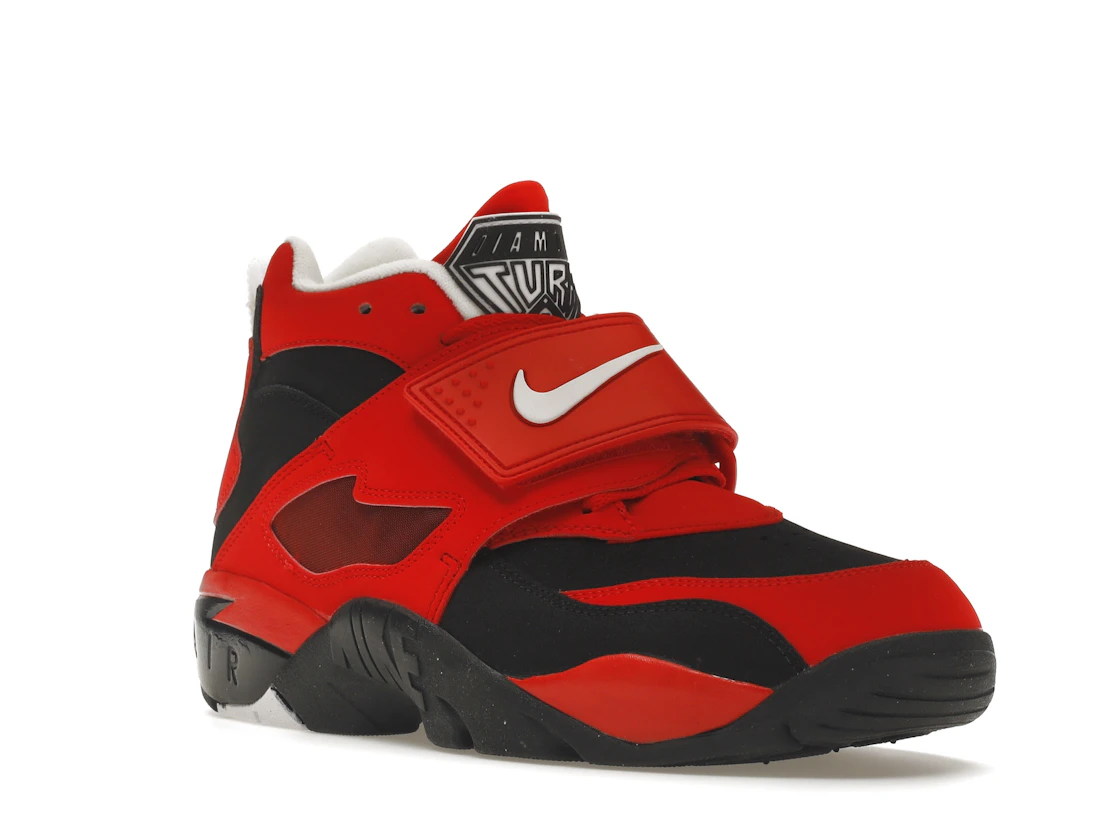 Vue 6 de Nike Air Diamond Turf Challenge Red Black