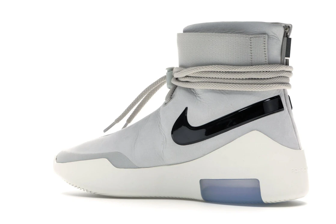 Vue 22 de Nike Air Fear Of God 1 SA Light Bone Black