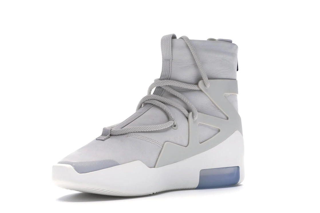 Vue 15 de Nike Air Fear Of God 1 Light Bone