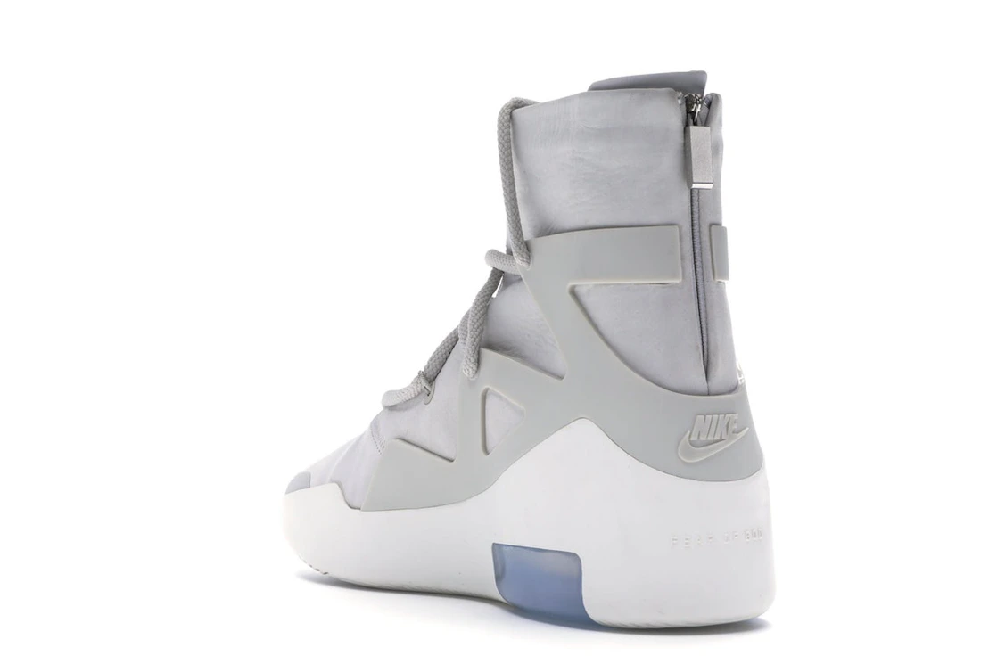 Vue 25 de Nike Air Fear Of God 1 Light Bone