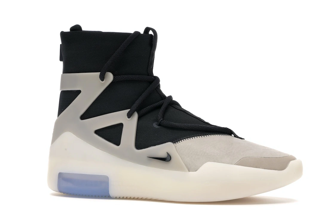 Vue 3 de Nike Air Fear of God 1 String The Question