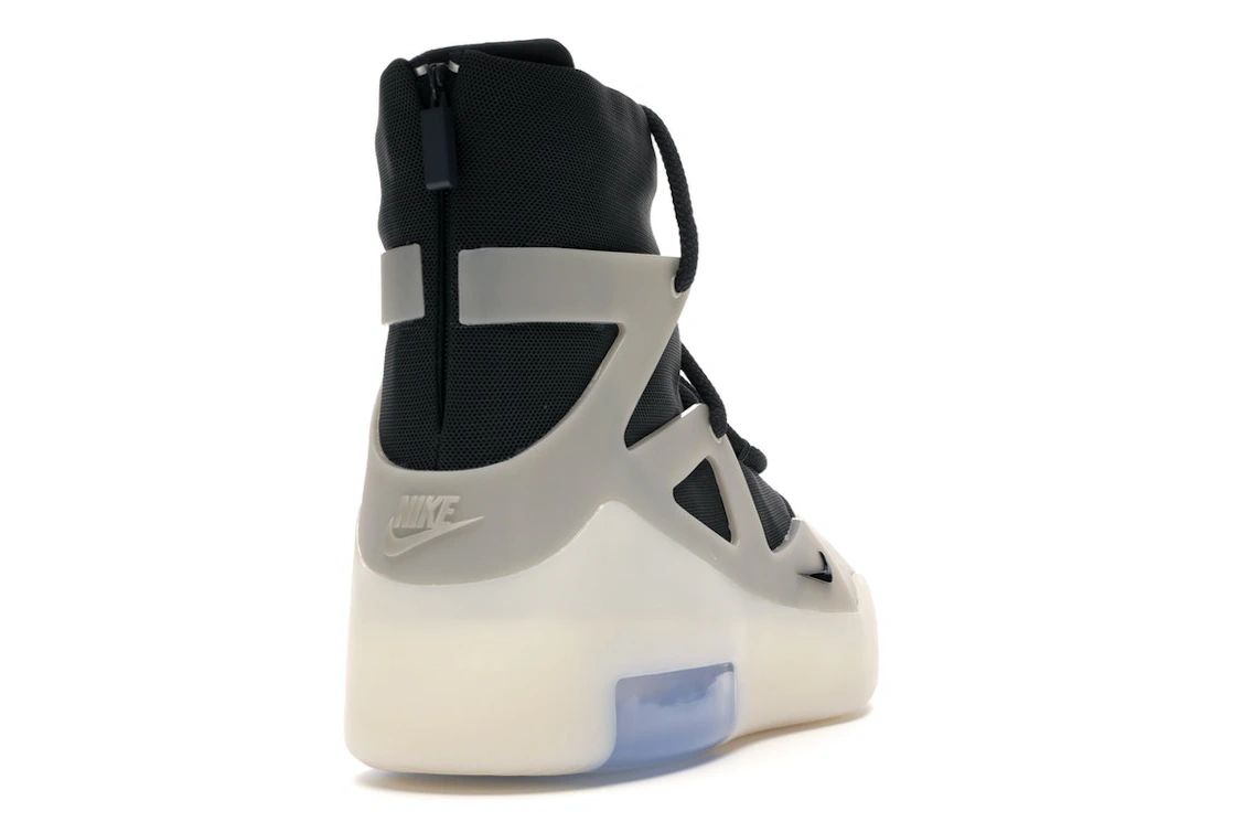 Vue 30 de Nike Air Fear of God 1 String The Question
