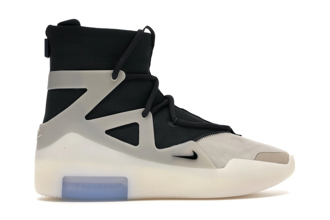 Vue 36 de Nike Air Fear of God 1 String The Question