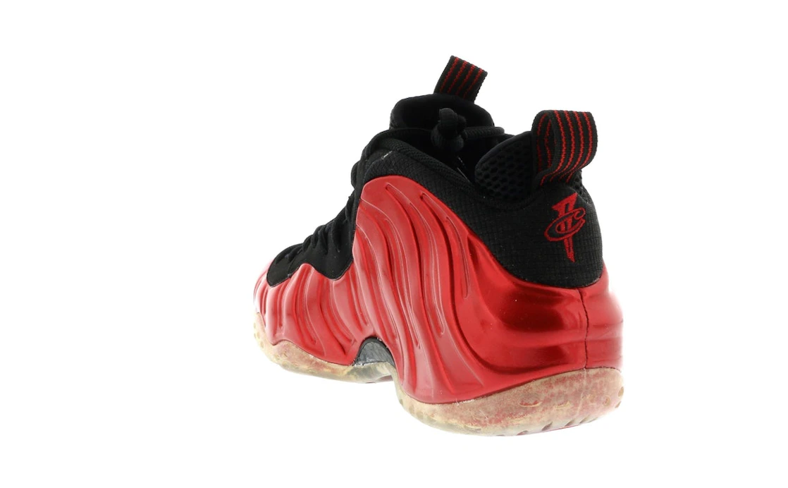 Vue 18 de Nike Air Foamposite One Metallic Red (2012)