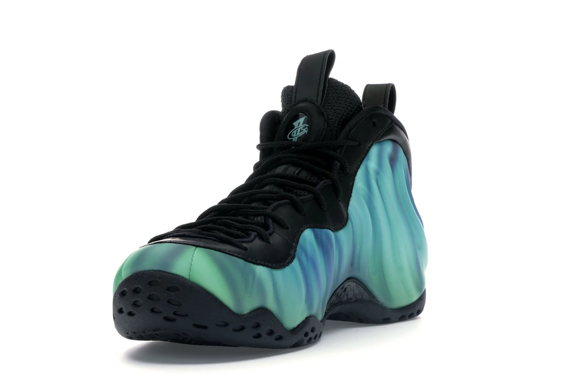 Vue 13 de Nike Air Foamposite One Northern Lights