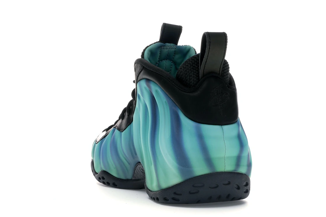 Vue 26 de Nike Air Foamposite One Northern Lights
