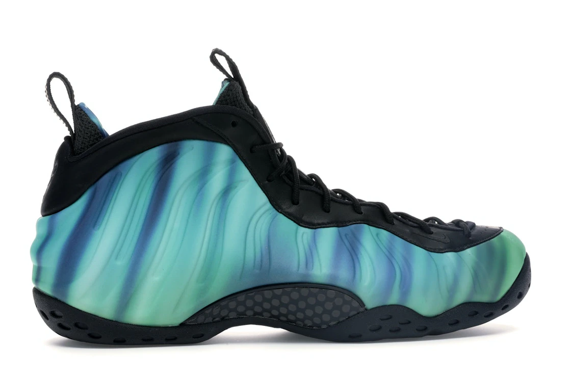 Vue 36 de Nike Air Foamposite One Northern Lights