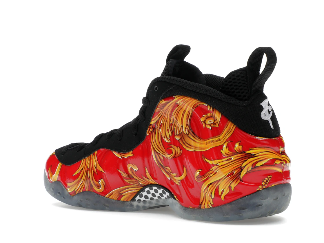 Vue 23 de Nike Air Foamposite One Supreme Red