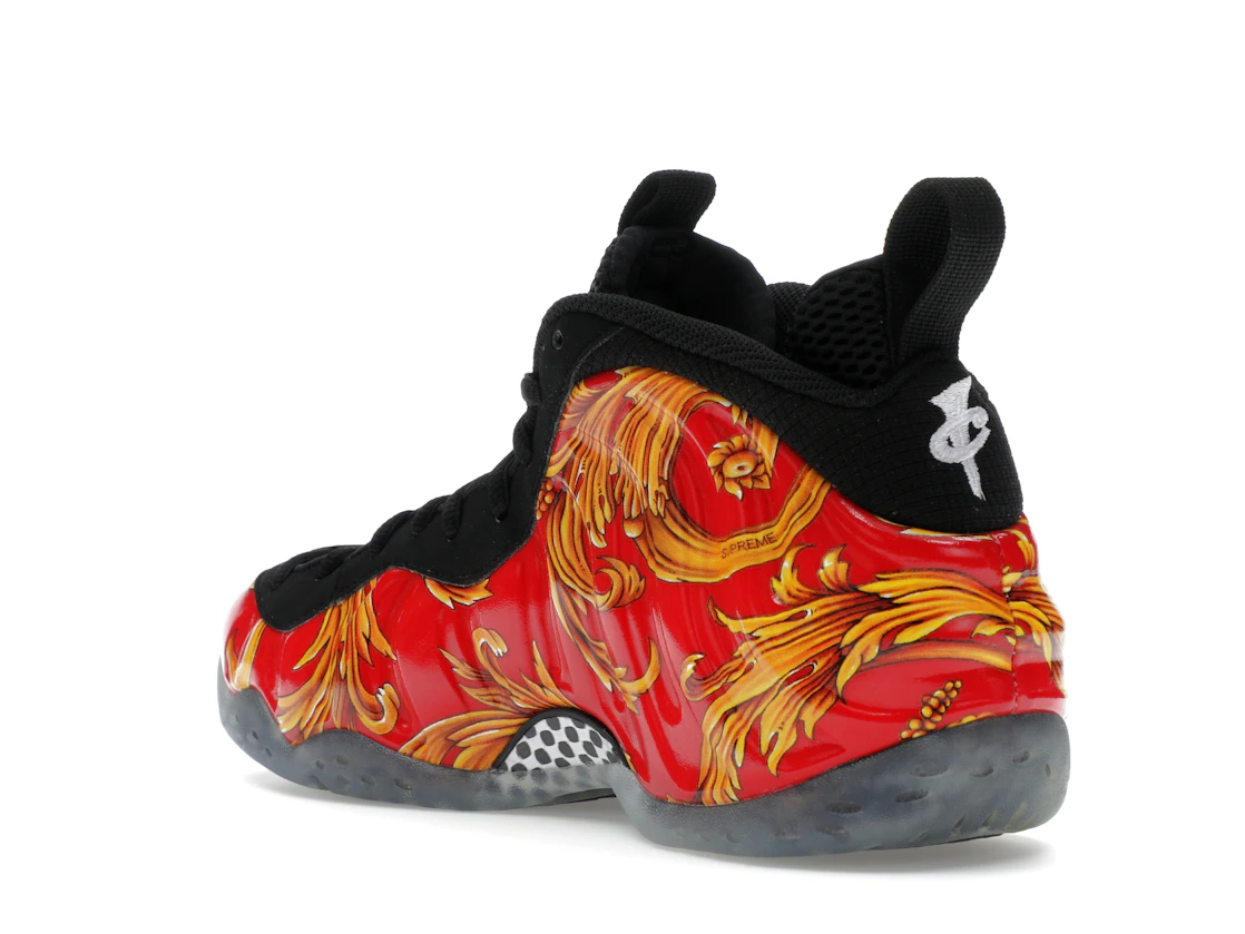 Vue 24 de Nike Air Foamposite One Supreme Red