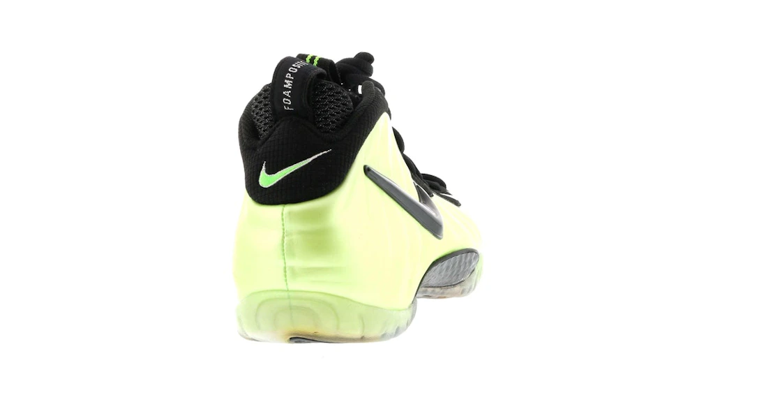 Vue 21 de Nike Air Foamposite Pro Electric Green