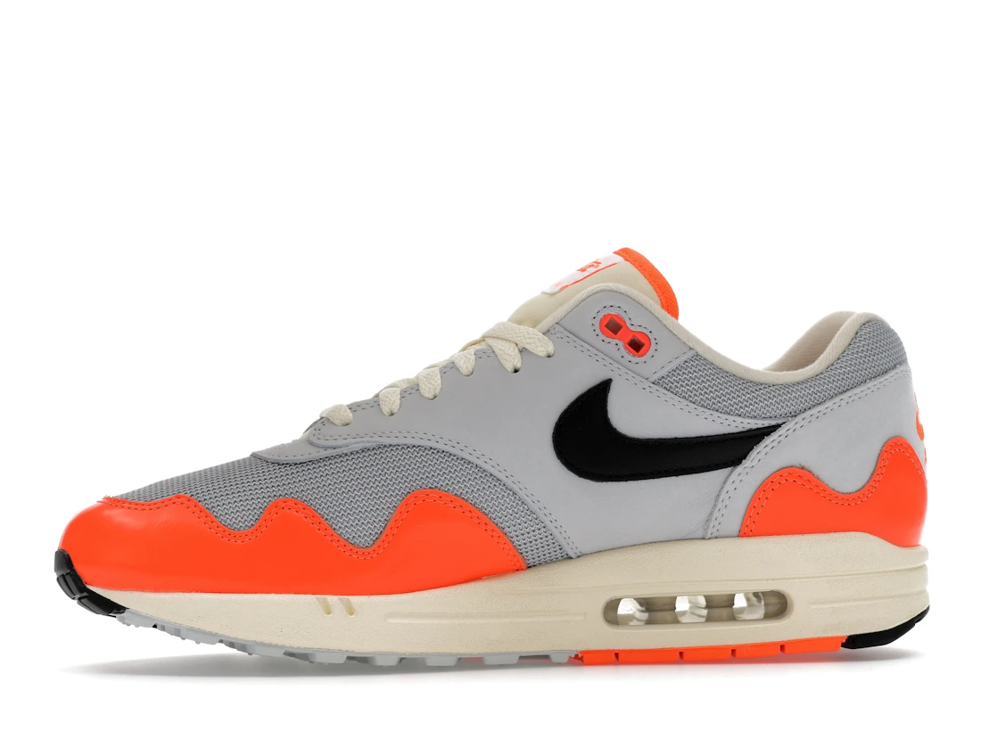 Vue 18 de Nike Air Max 1 Patta Waves Hyper Crimson Pure Platinum (With Bracelet)