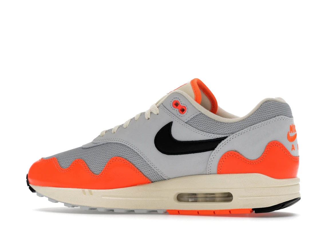 Vue 21 de Nike Air Max 1 Patta Waves Hyper Crimson Pure Platinum (With Bracelet)