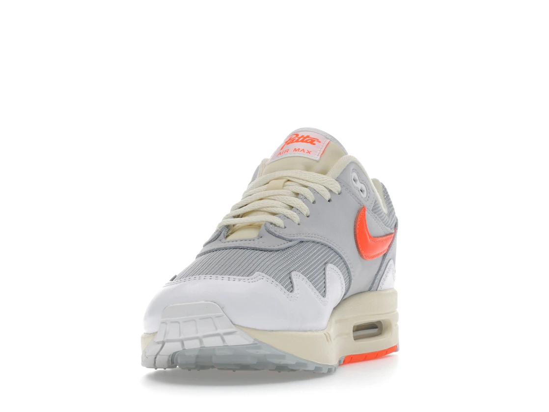 Vue 12 de Nike Air Max 1 Patta Waves White Hyper Crimson (With Bracelet)